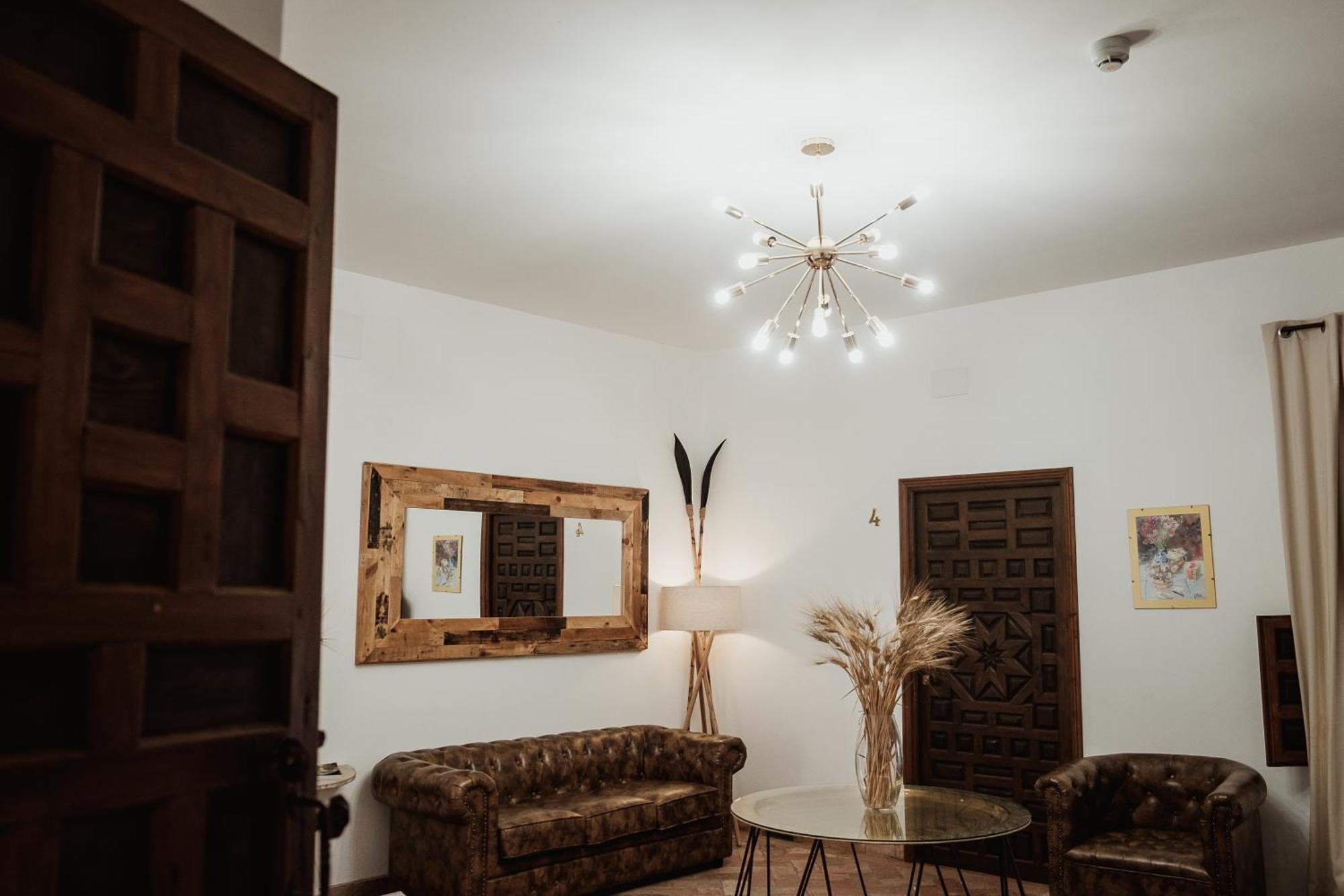 Hostal Cafe Frenteabastos Carmona  Zewnętrze zdjęcie