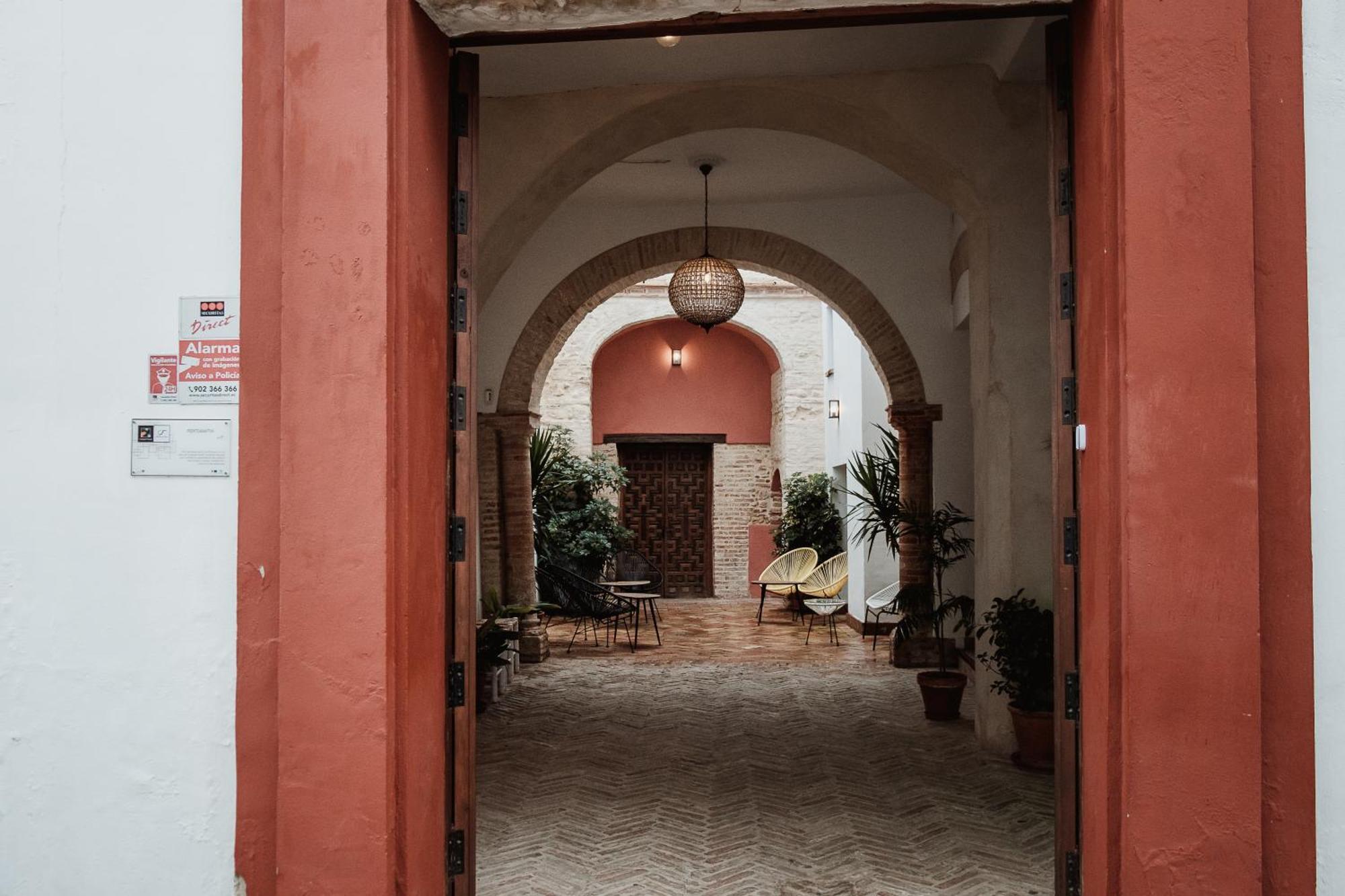 Hostal Cafe Frenteabastos Carmona  Zewnętrze zdjęcie