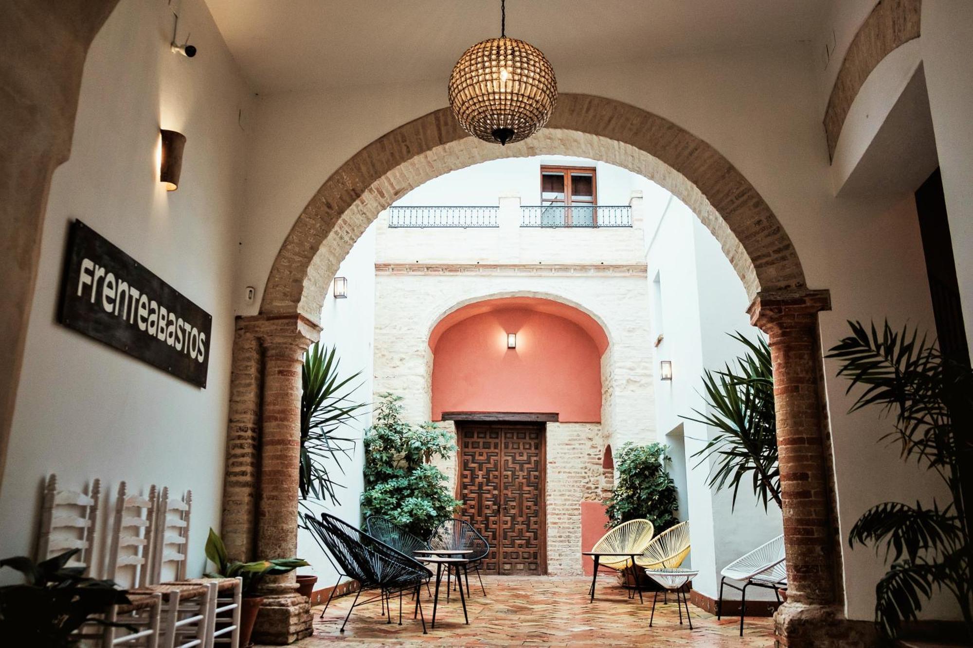 Hostal Cafe Frenteabastos Carmona  Zewnętrze zdjęcie