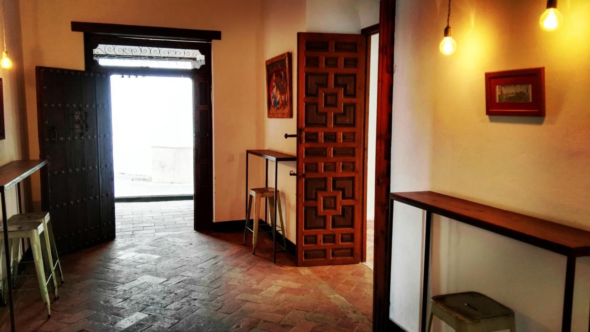 Hostal Cafe Frenteabastos Carmona  Zewnętrze zdjęcie