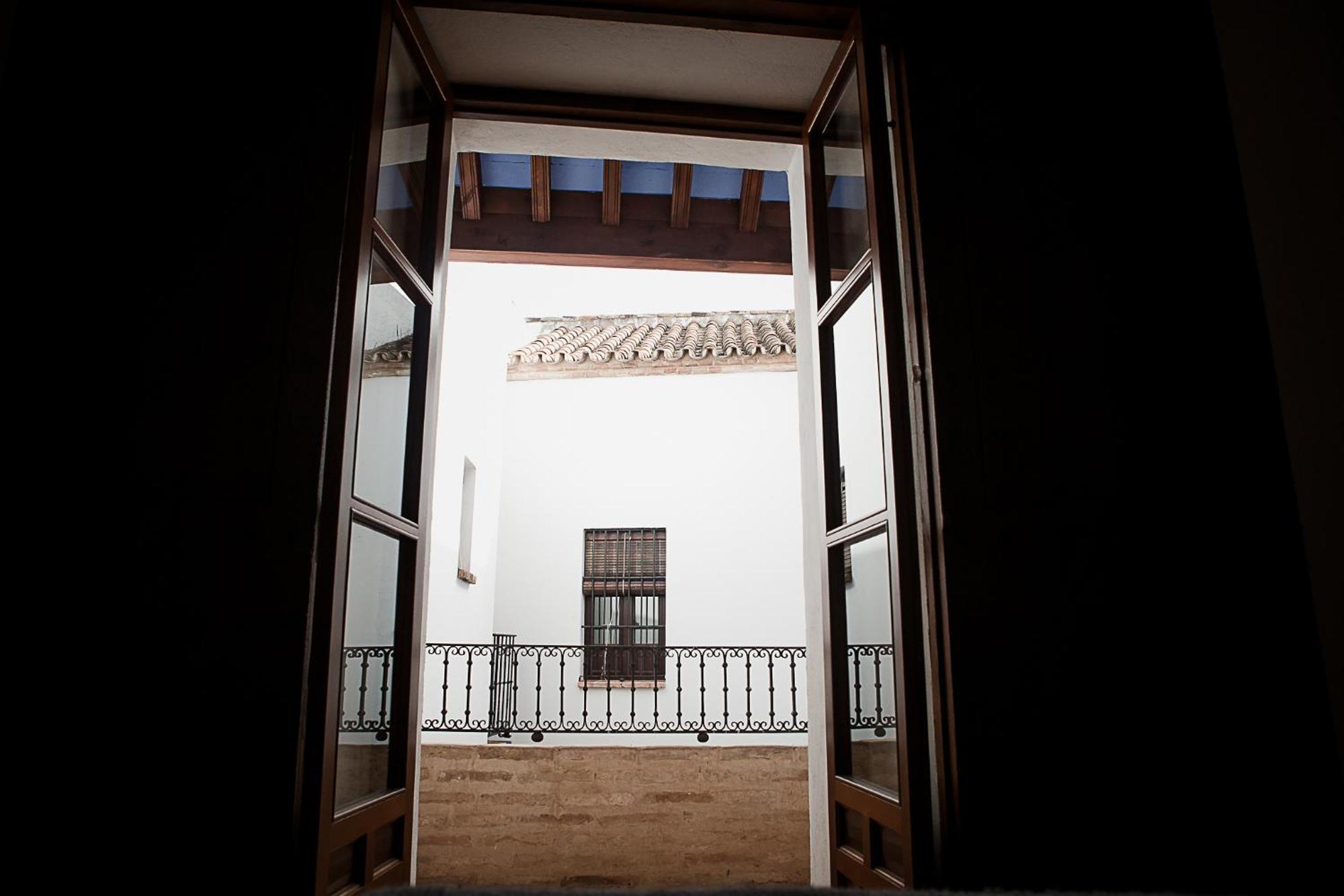 Hostal Cafe Frenteabastos Carmona  Zewnętrze zdjęcie