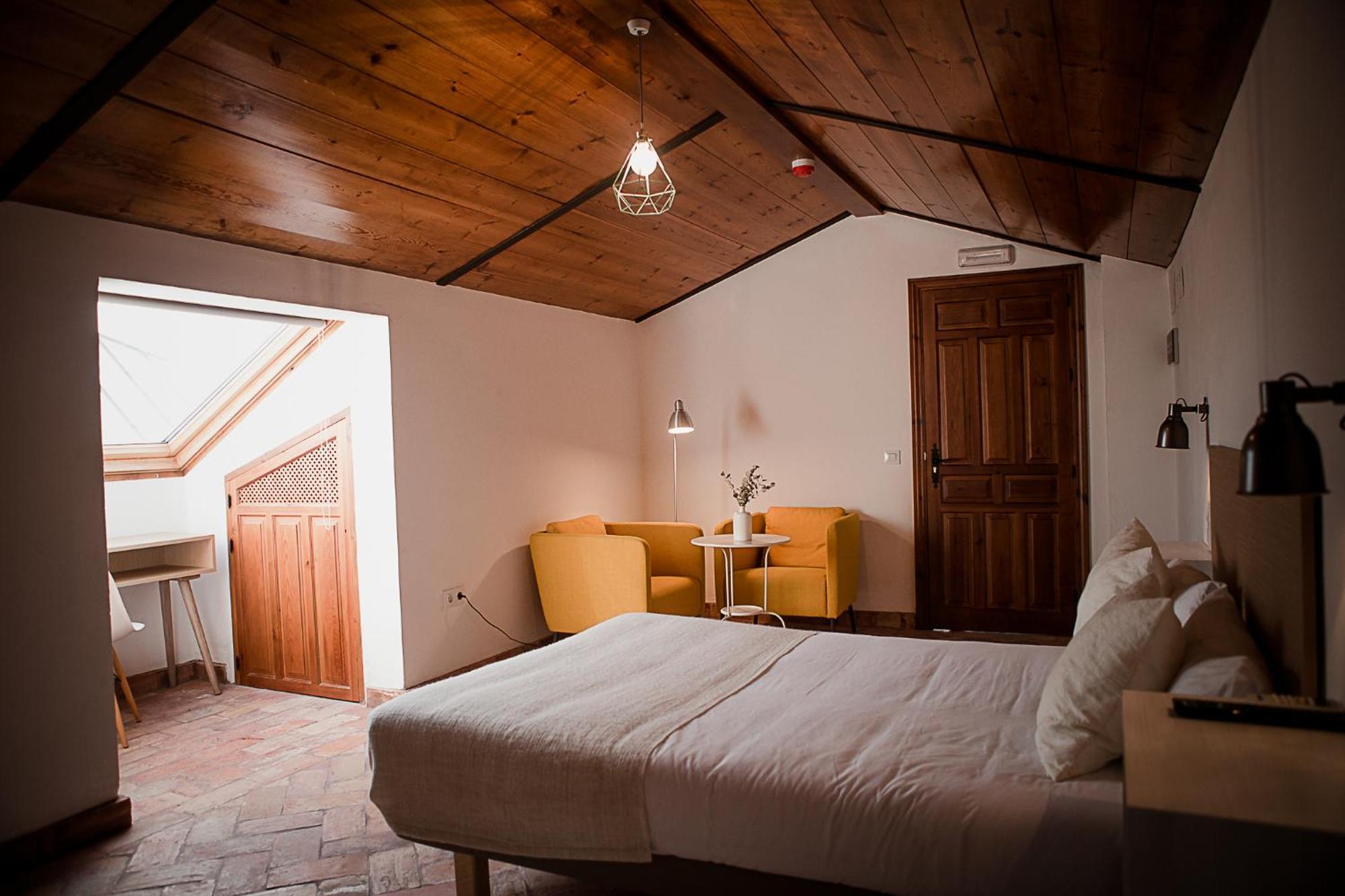 Hostal Cafe Frenteabastos Carmona  Zewnętrze zdjęcie