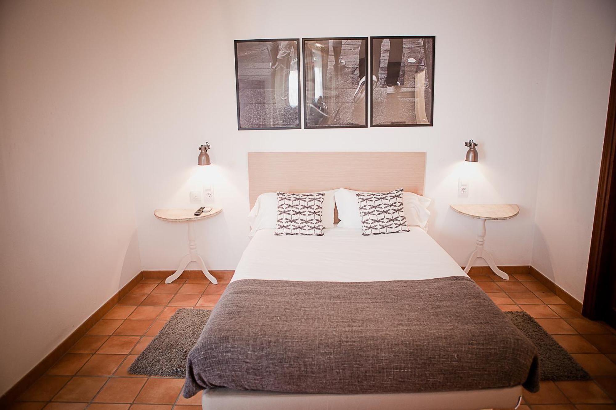 Hostal Cafe Frenteabastos Carmona  Zewnętrze zdjęcie