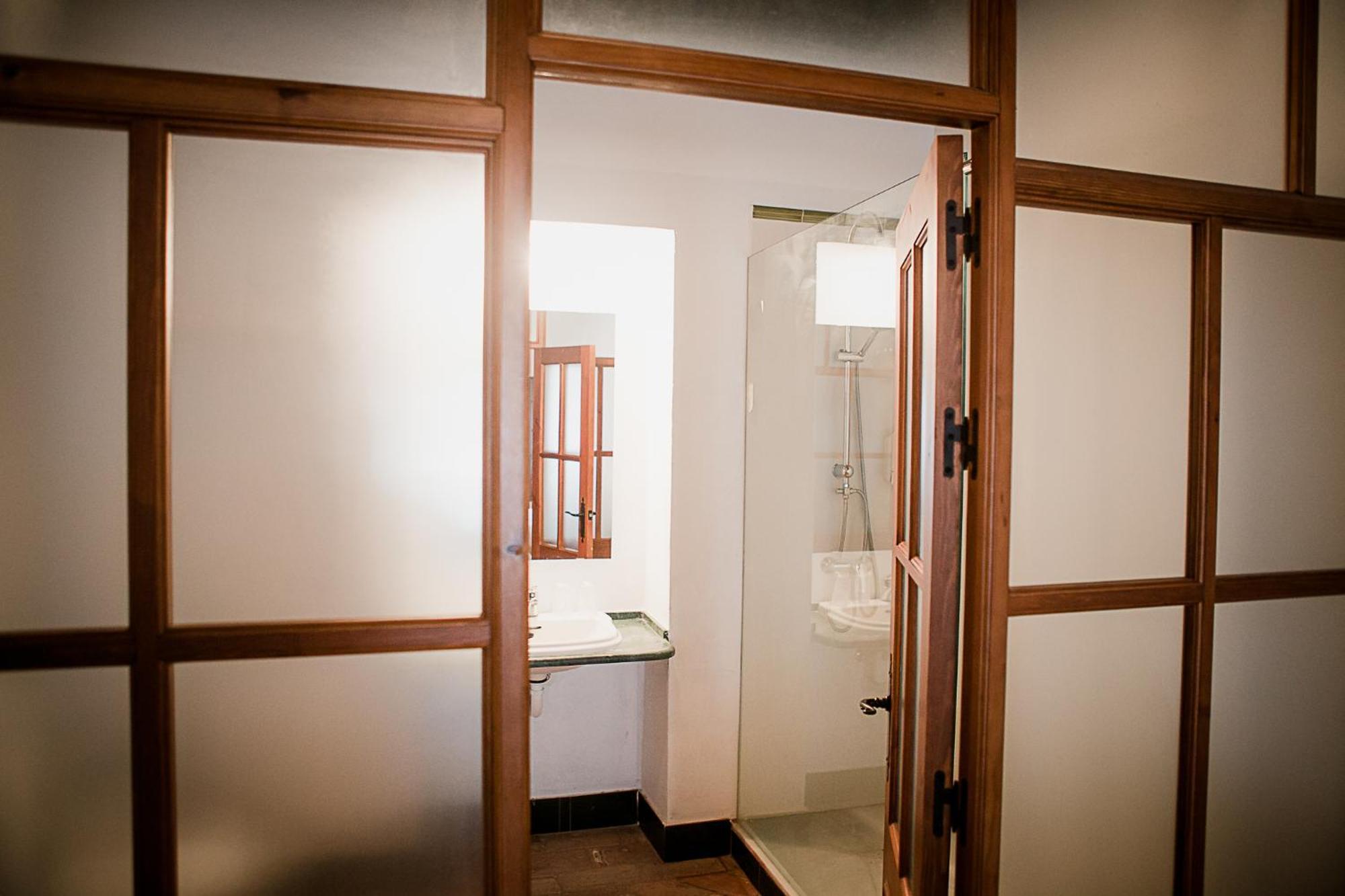 Hostal Cafe Frenteabastos Carmona  Zewnętrze zdjęcie